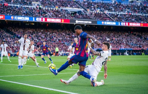 -巴塞罗那再度获胜，梅西独中五元(梅西续约巴塞罗那2022封王之战)